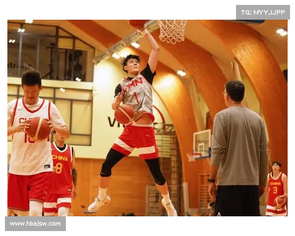 归化球员李凯尔闪耀中国男篮 新希望的崛起与未来发展潜力